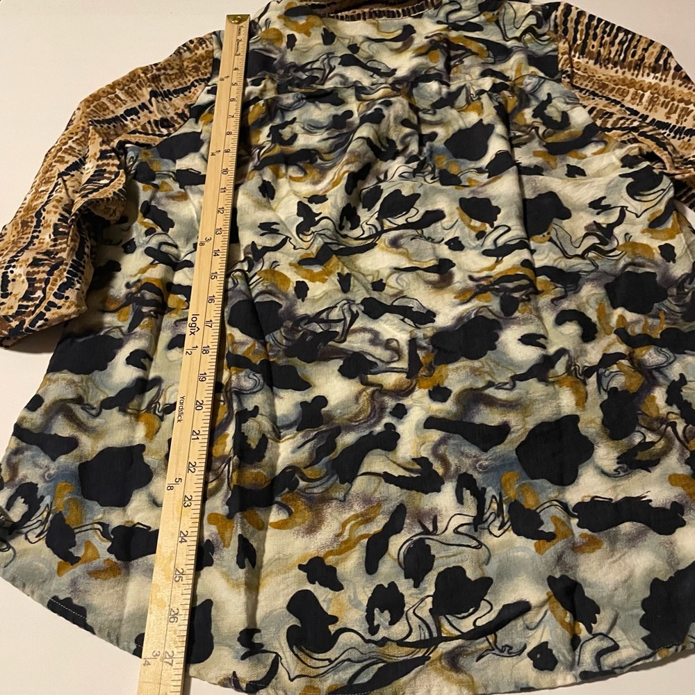 Ali Miles Multicolor Patterned Top - Picture 4 of 6